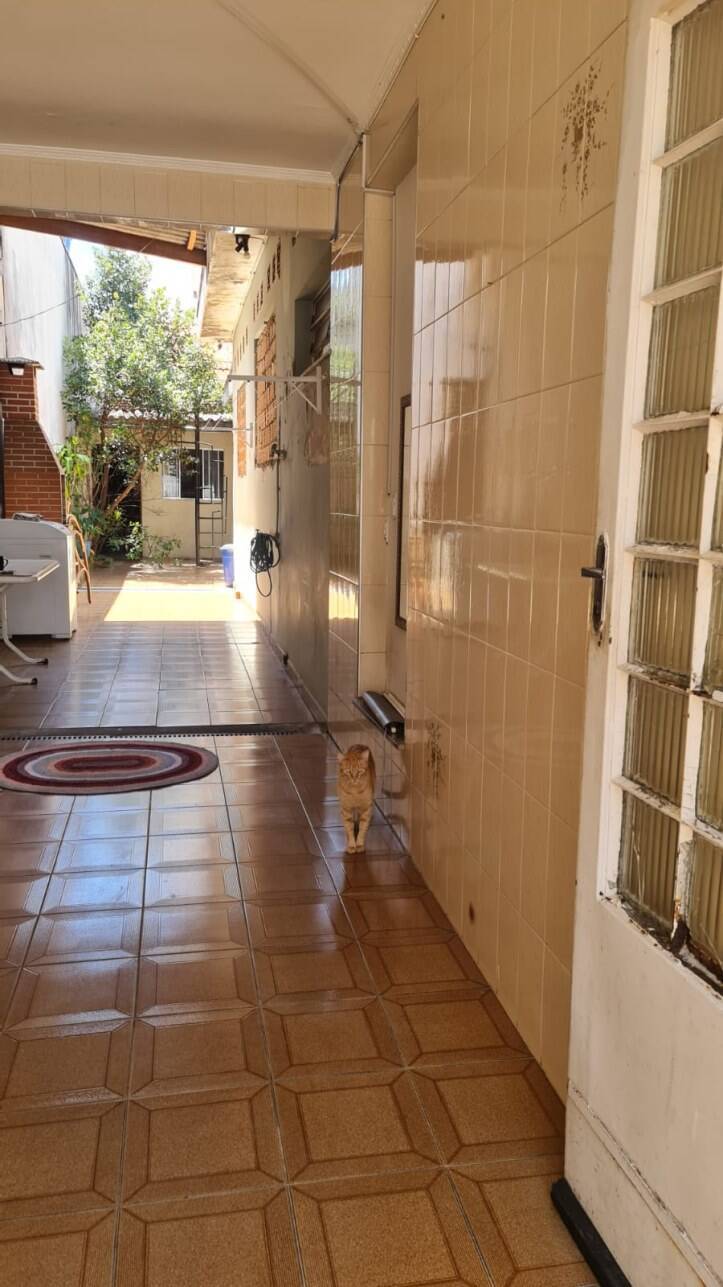 Casa, 5 quartos, 210 m² - Foto 3