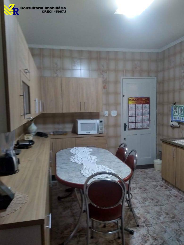 Sobrado, 3 quartos, 177 m² - Foto 3