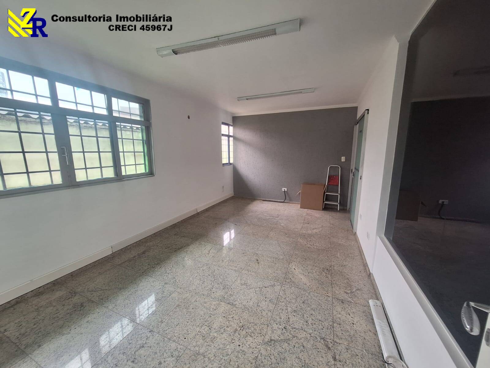 Sala-Conjunto, 200 m² - Foto 1